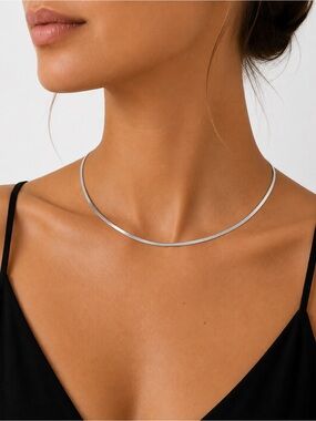 Minimalist Sterling Silver Choker Necklace - Sleek Women's Jewelry